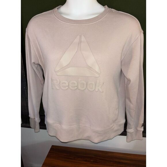 Reebok Sweatshirt - Picture 2 of 10